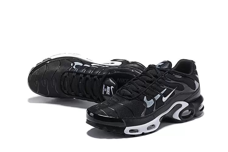 Air Max Plus TN 1 “Swoosh Black”