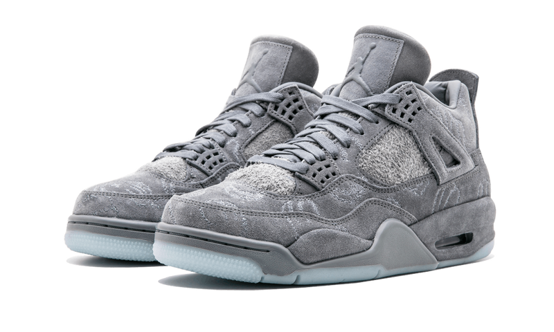 Jordan 4 “Kaws”