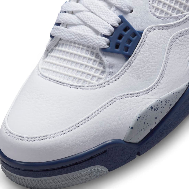 Jordan 4 “Midnight Navy”