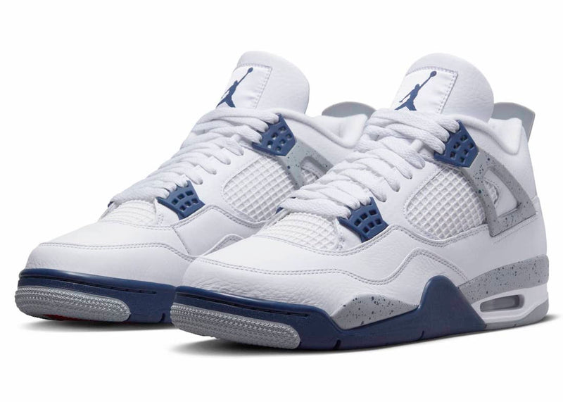 Jordan 4 “Midnight Navy”