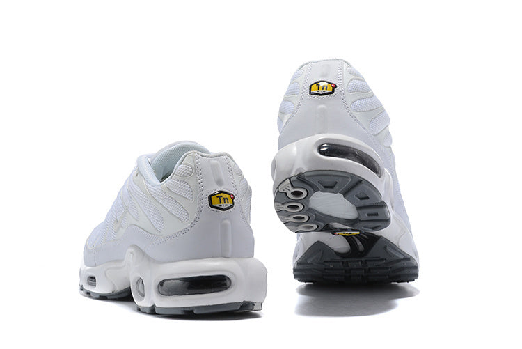 Air Max Plus TN 1 “Triple White” (Sola cinza)