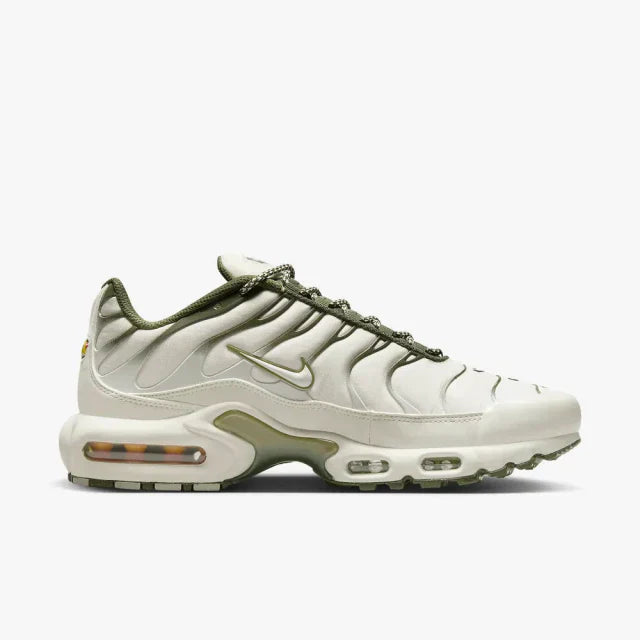 NIKE AIR MAX PLUS TN ''BONE OLIVE'' - PRONTA ENTREGA